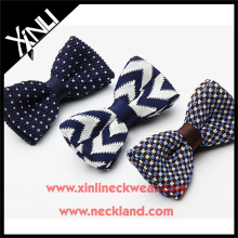 2015 bela malha Bowtie em diferentes modelos de tricô padrão Mens Bow Tie